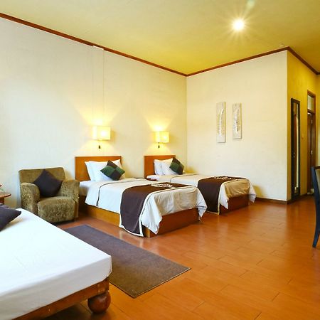 Hotel & Banquet Panorama 伦邦 外观 照片